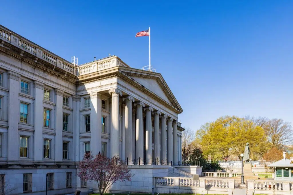  VantagePoint: What to Do About the US Dollar? Featured Image